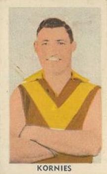 1949 Kornies Victorian Footballers #8 Wally Culpitt Front